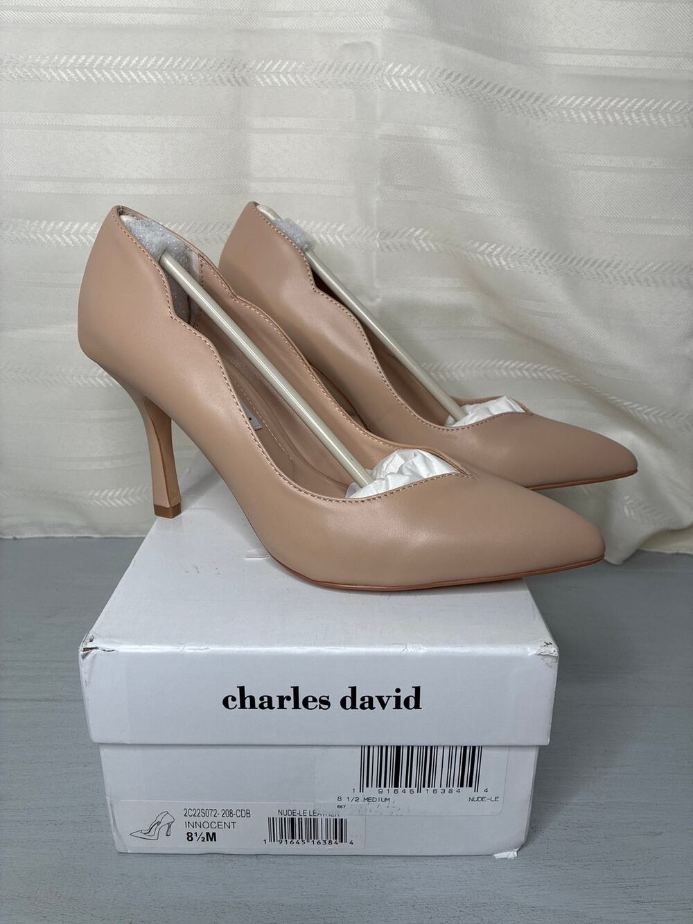 Charles David Innocent Stiletto Pumps Nude Leather Womens Size 8.5M